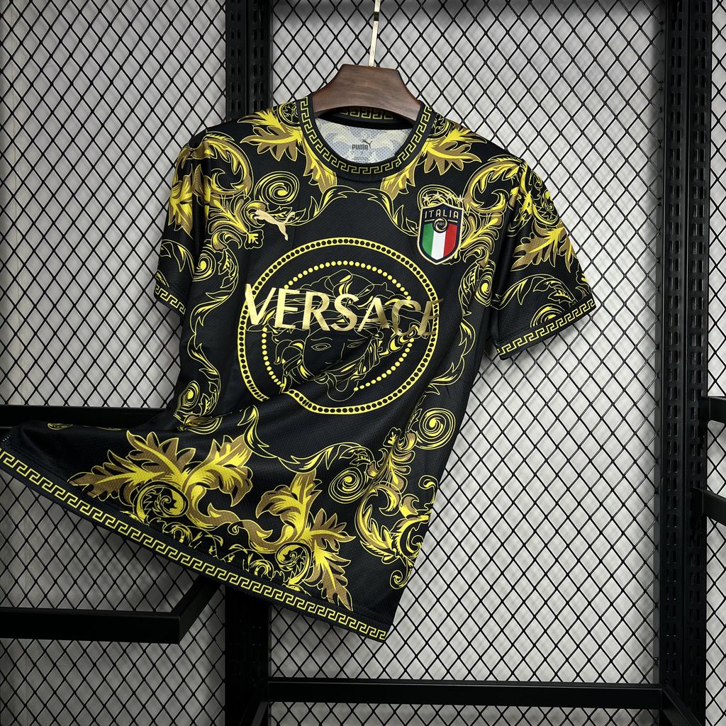Mens Italy 2022/23 Versace Co-Branded Edition Jersey-Gold